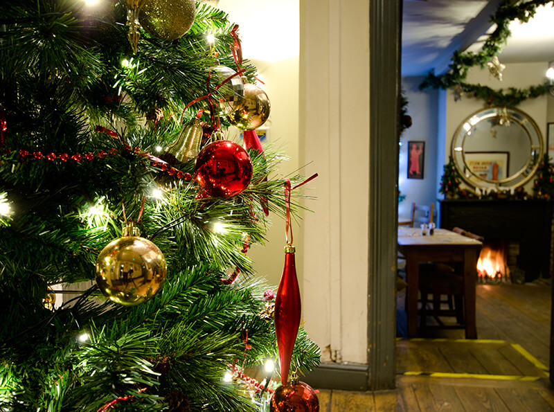 Christmas at the White Hart, Winchcombe